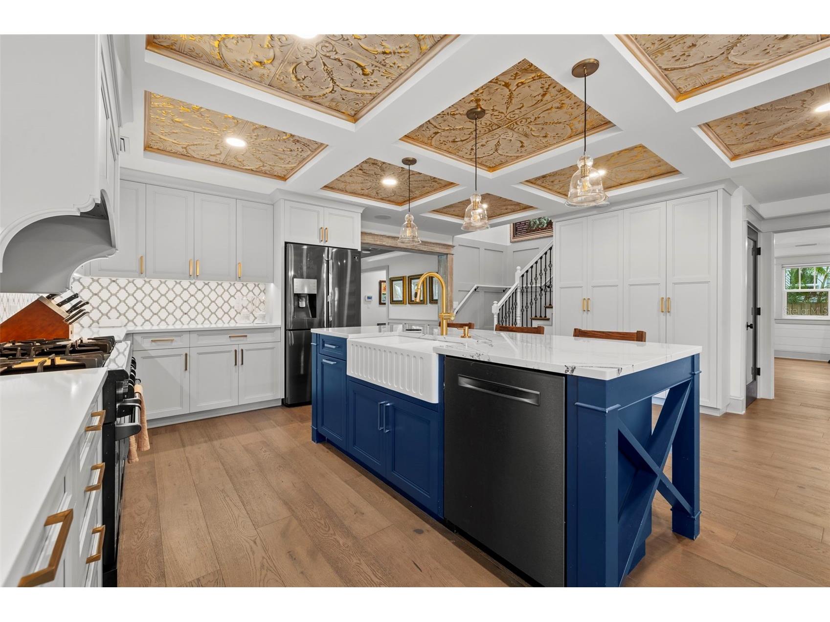 2420 14th Street N Saint Petersburg FL 33704 TB8470901 image11