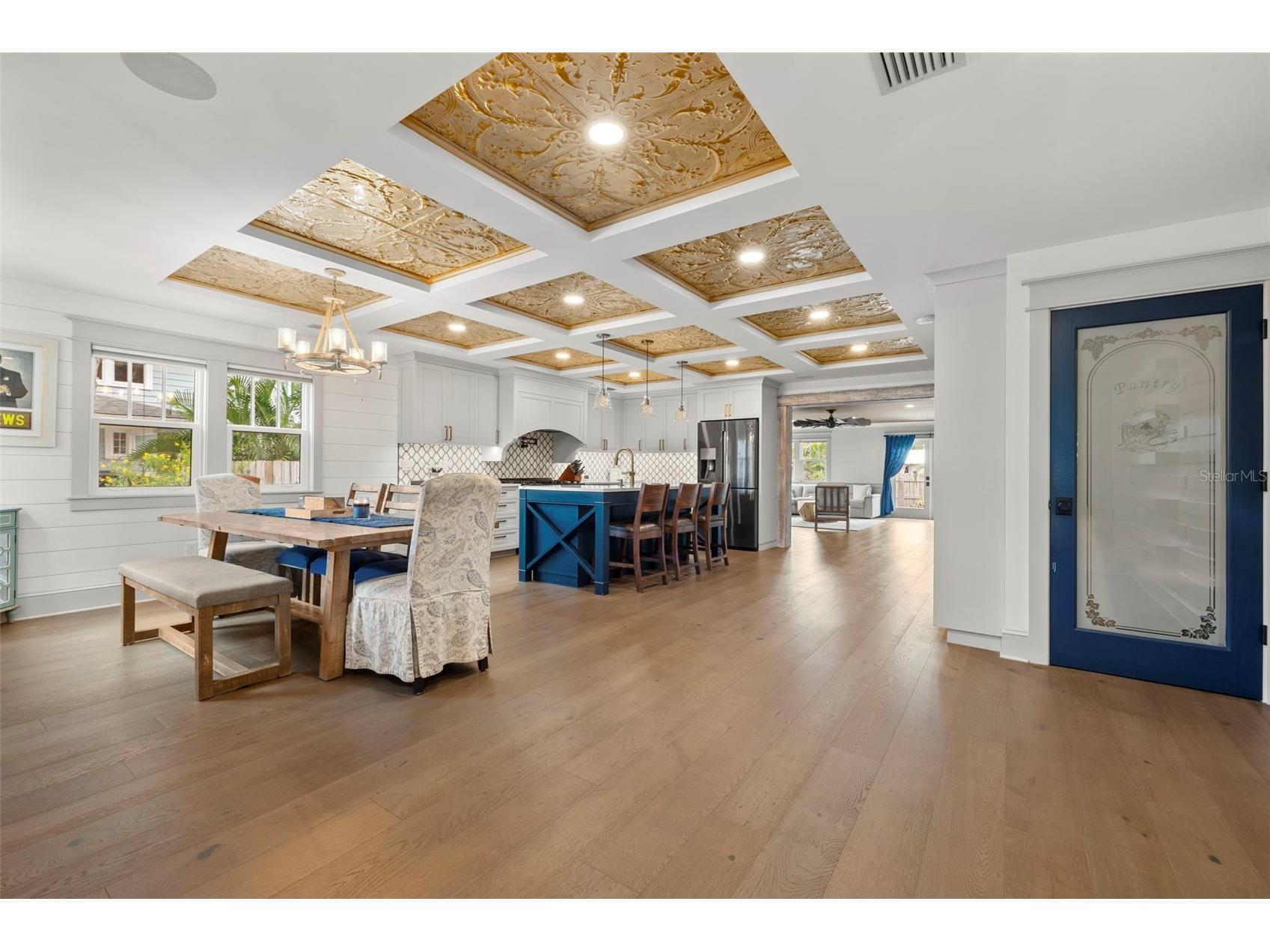 2420 14th Street N Saint Petersburg FL 33704 TB8470901 image2