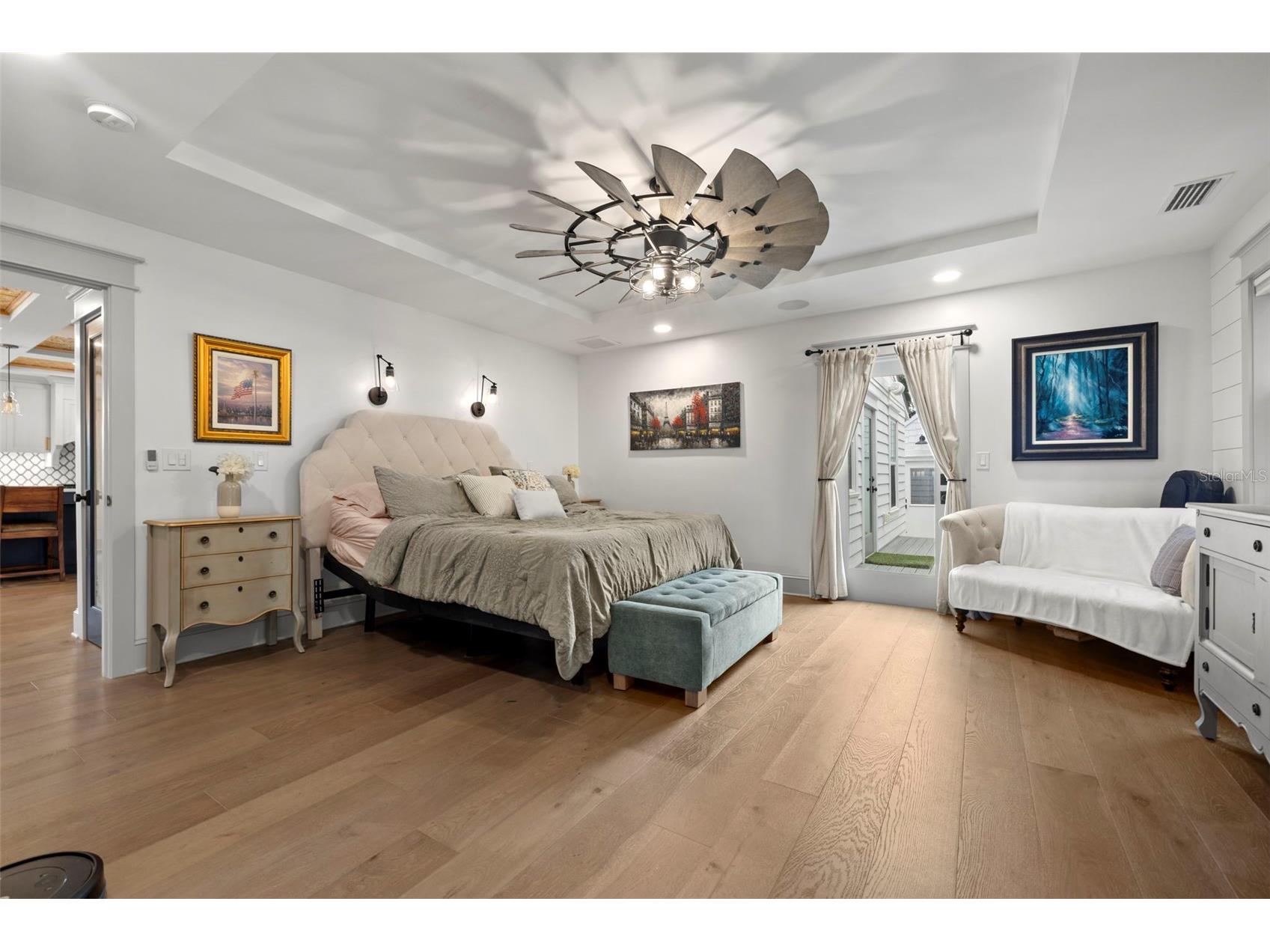 2420 14th Street N Saint Petersburg FL 33704 TB8470901 image23