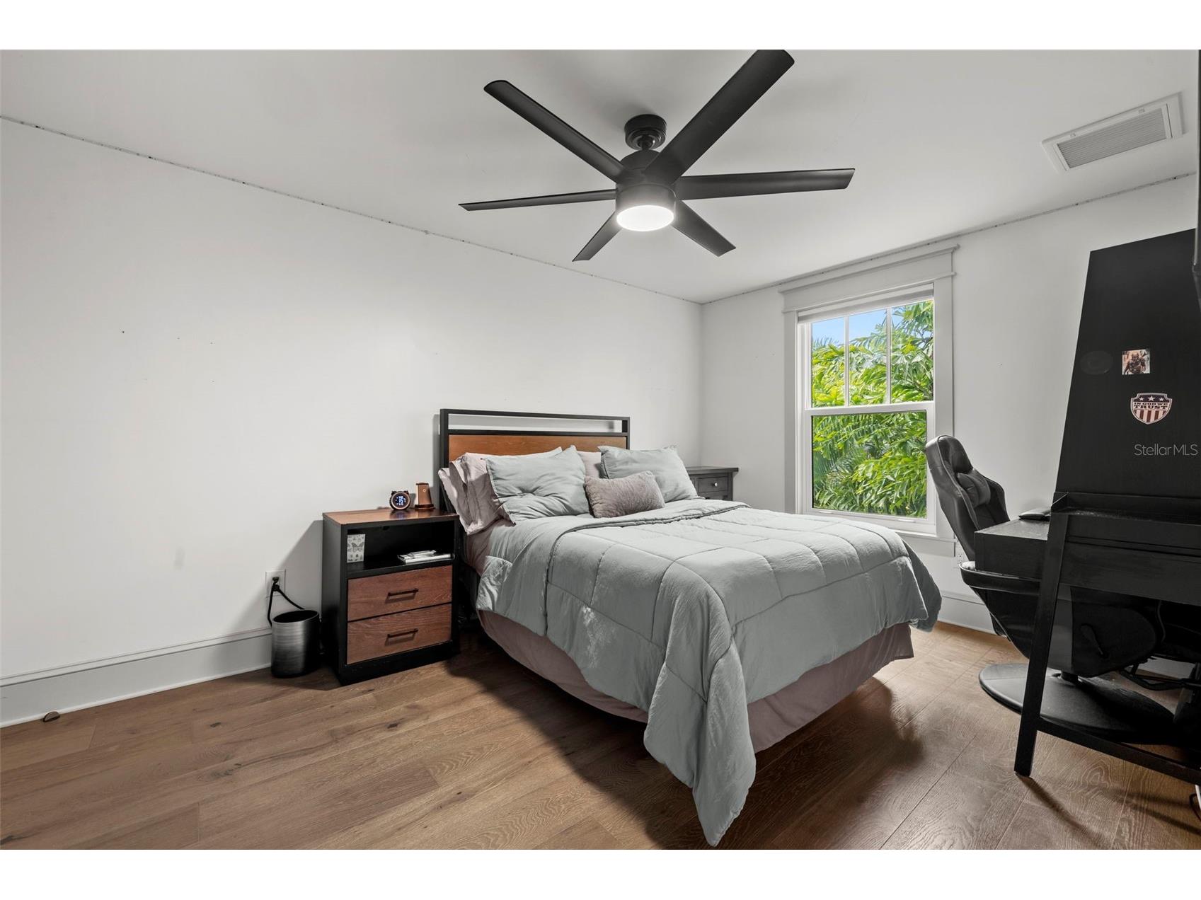 2420 14th Street N Saint Petersburg FL 33704 TB8470901 image32