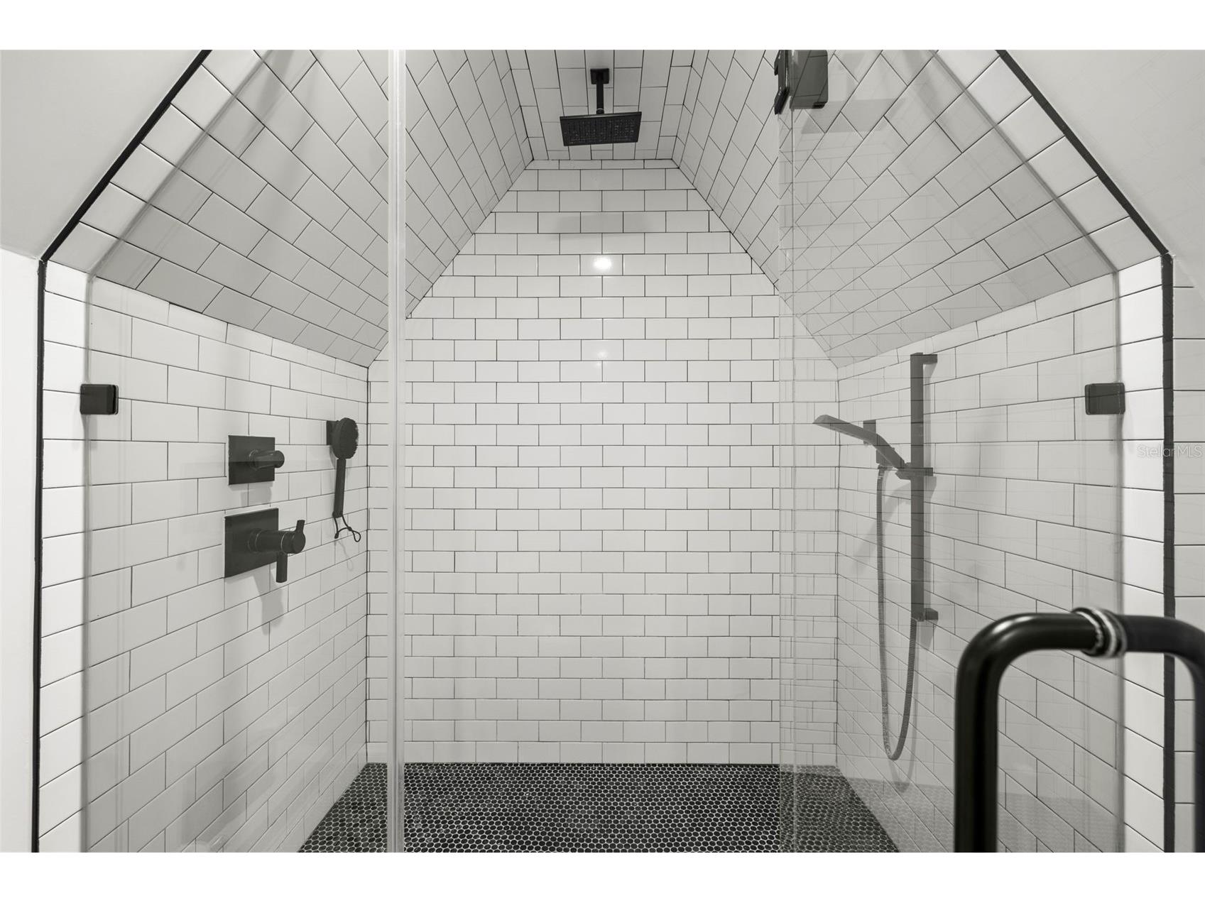 2420 14th Street N Saint Petersburg FL 33704 TB8470901 image36