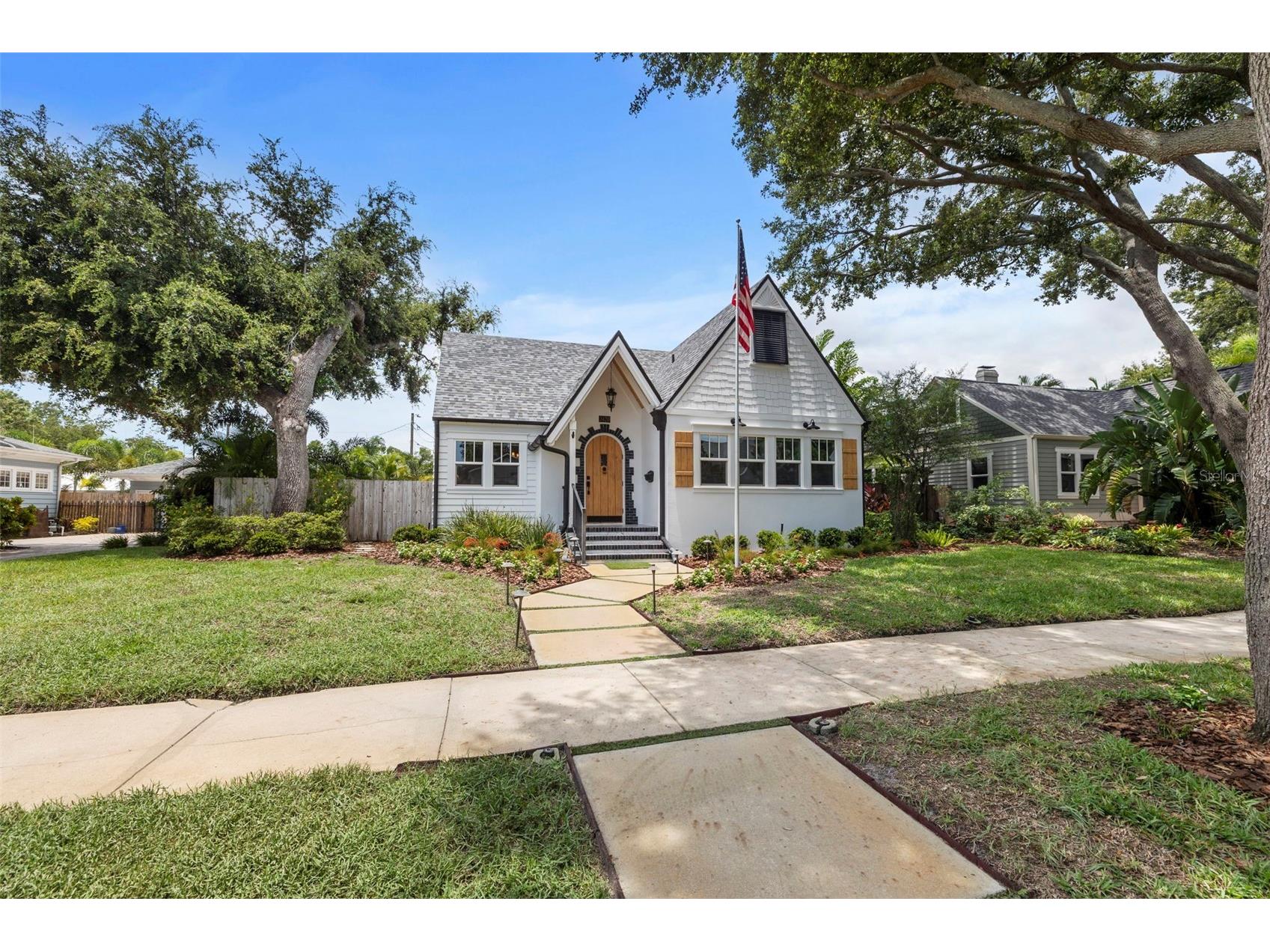 2420 14th Street N Saint Petersburg FL 33704 TB8470901 image5