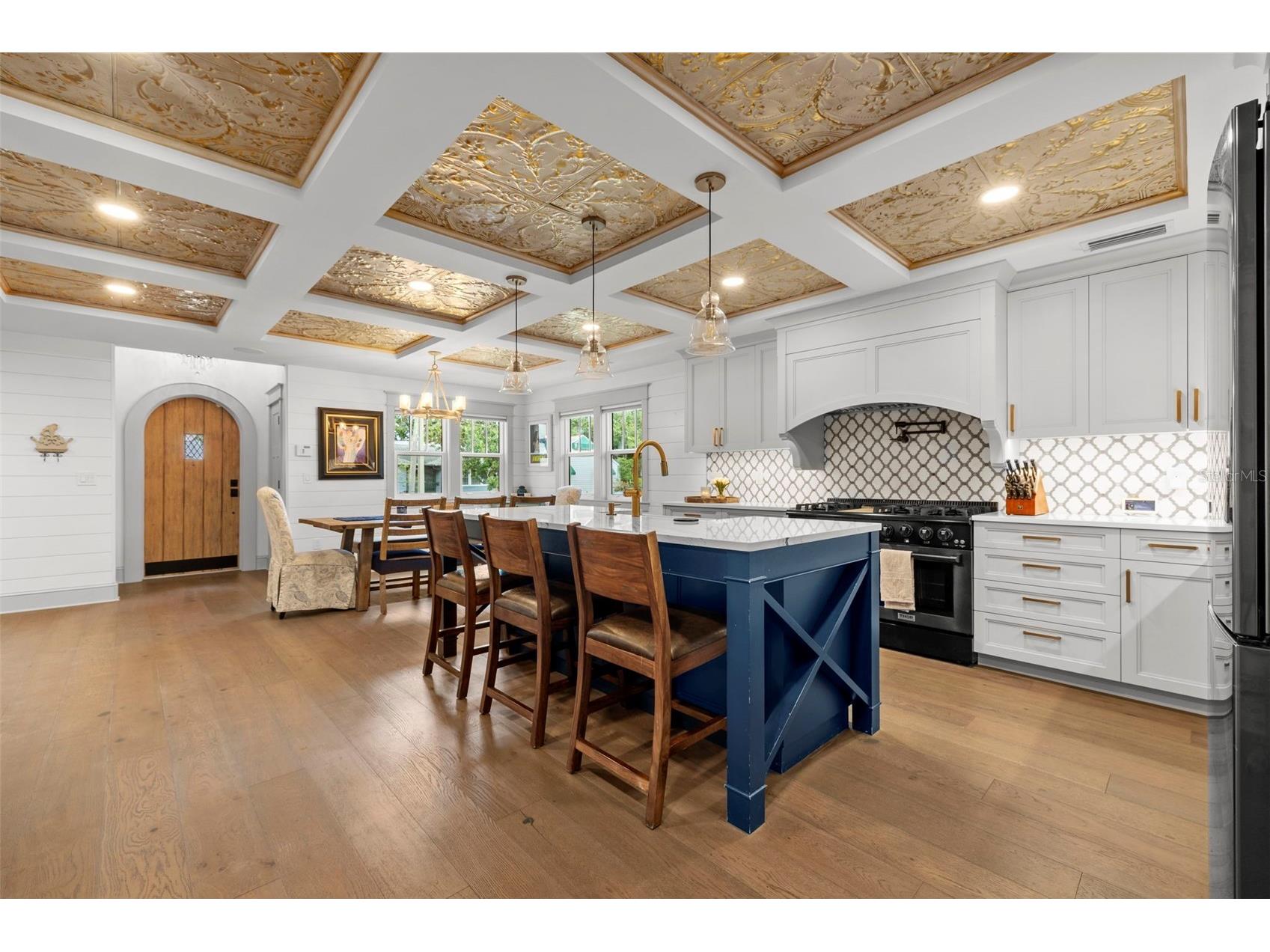 2420 14th Street N Saint Petersburg FL 33704 TB8470901 image7