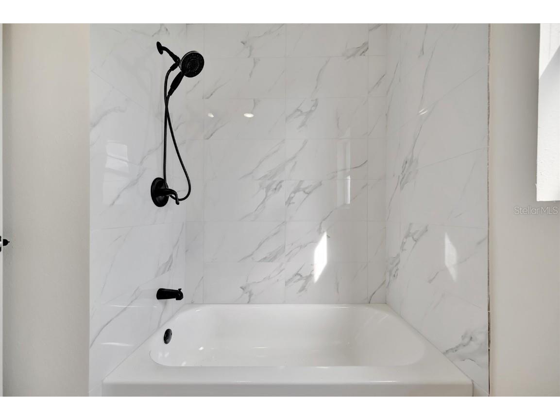 2420 16th Street W Palmetto FL 34221 A4667074 image31