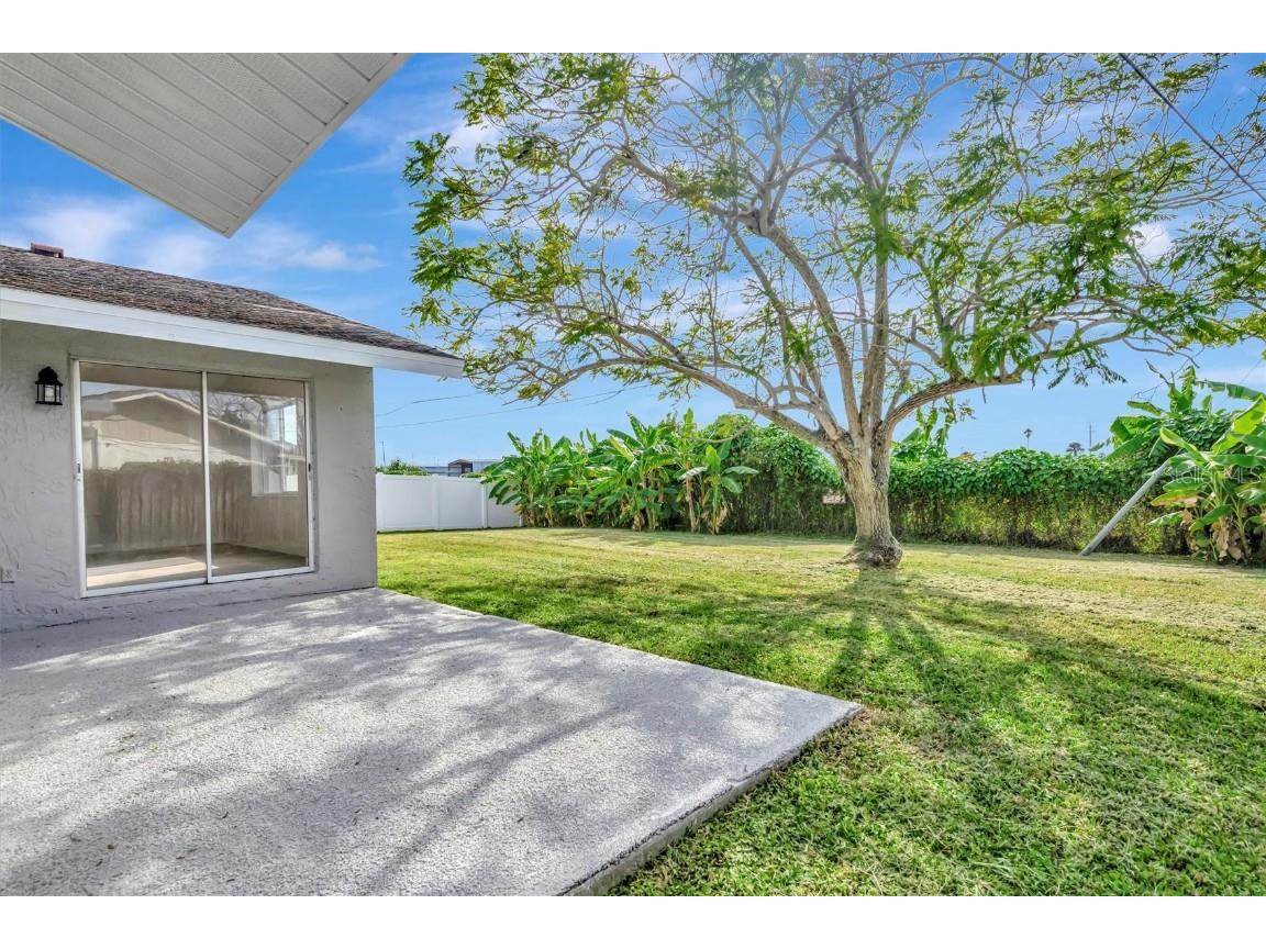 2420 16th Street W Palmetto FL 34221 A4667074 image34