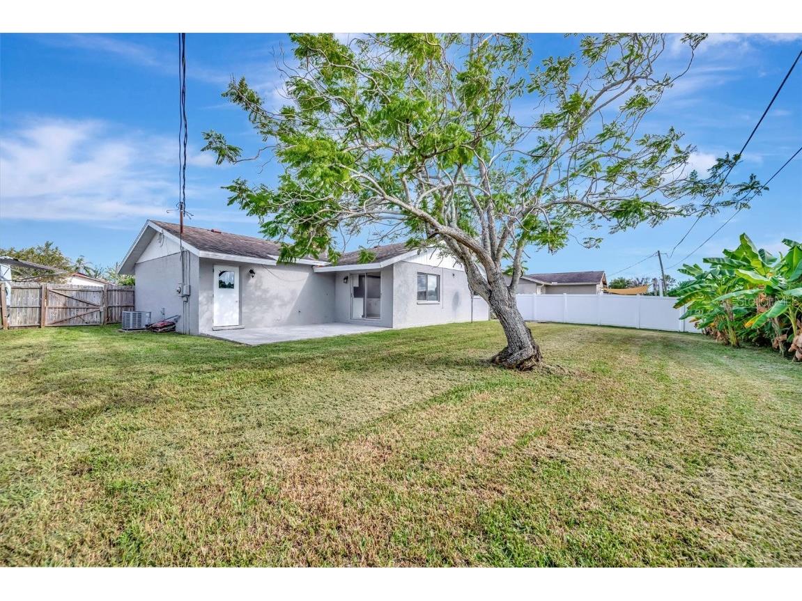 2420 16th Street W Palmetto FL 34221 A4667074 image36