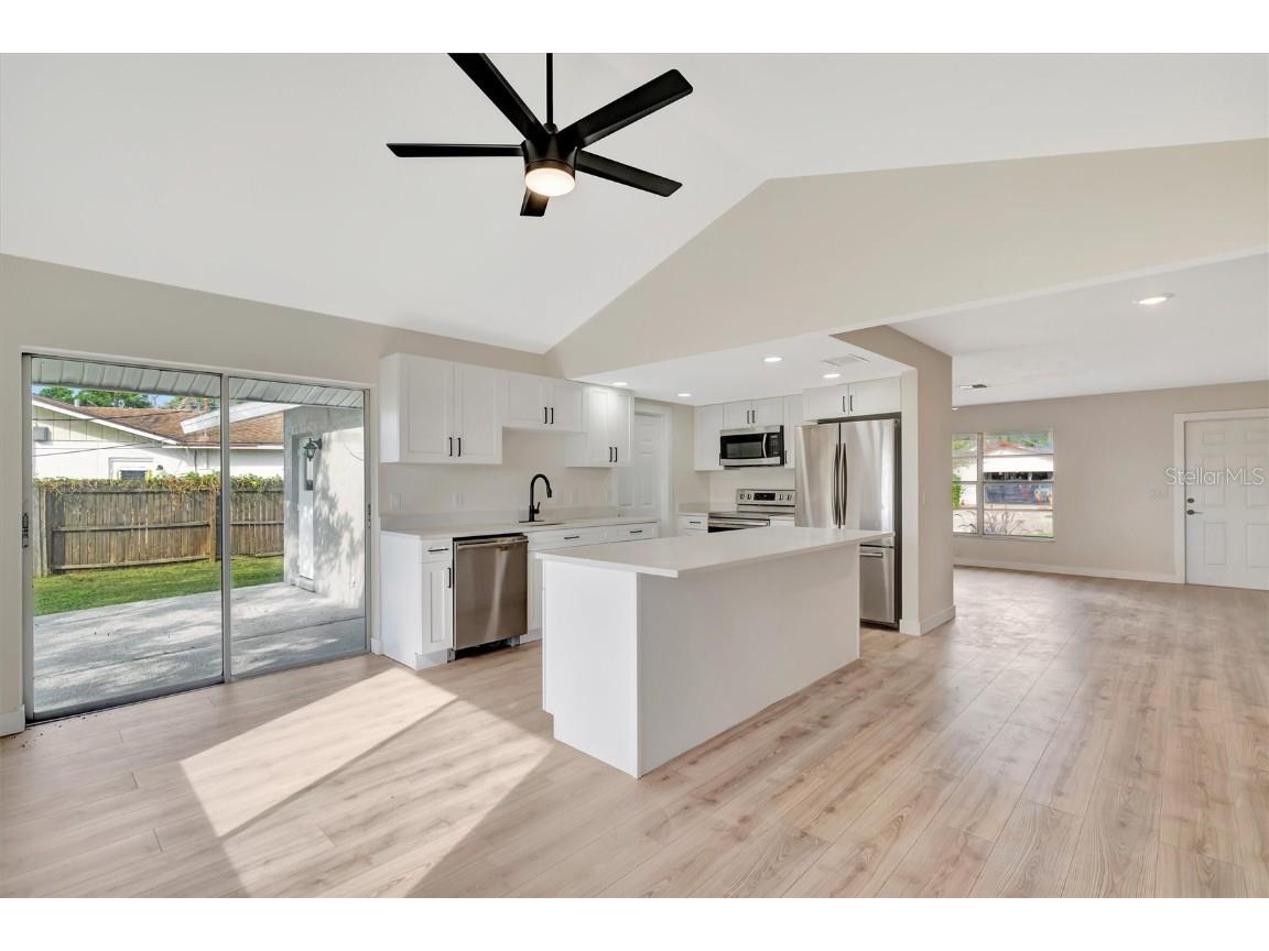 2420 16th Street W Palmetto FL 34221 A4667074 image8