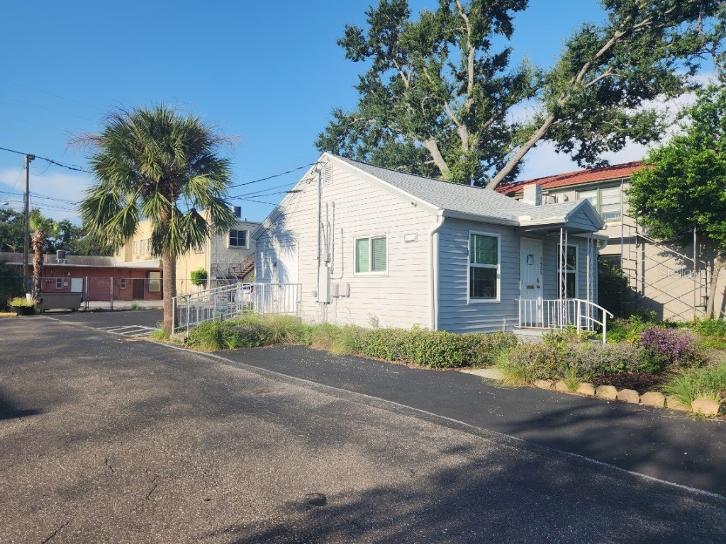 2420 1st Avenue N Saint Petersburg FL 33713 TB8419559 image2