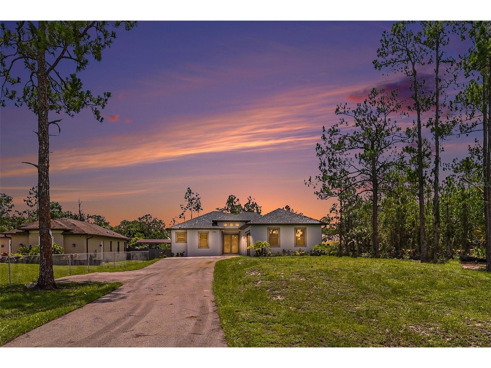 2420 52nd Avenue NE Naples FL 34120 TB8531314 image1