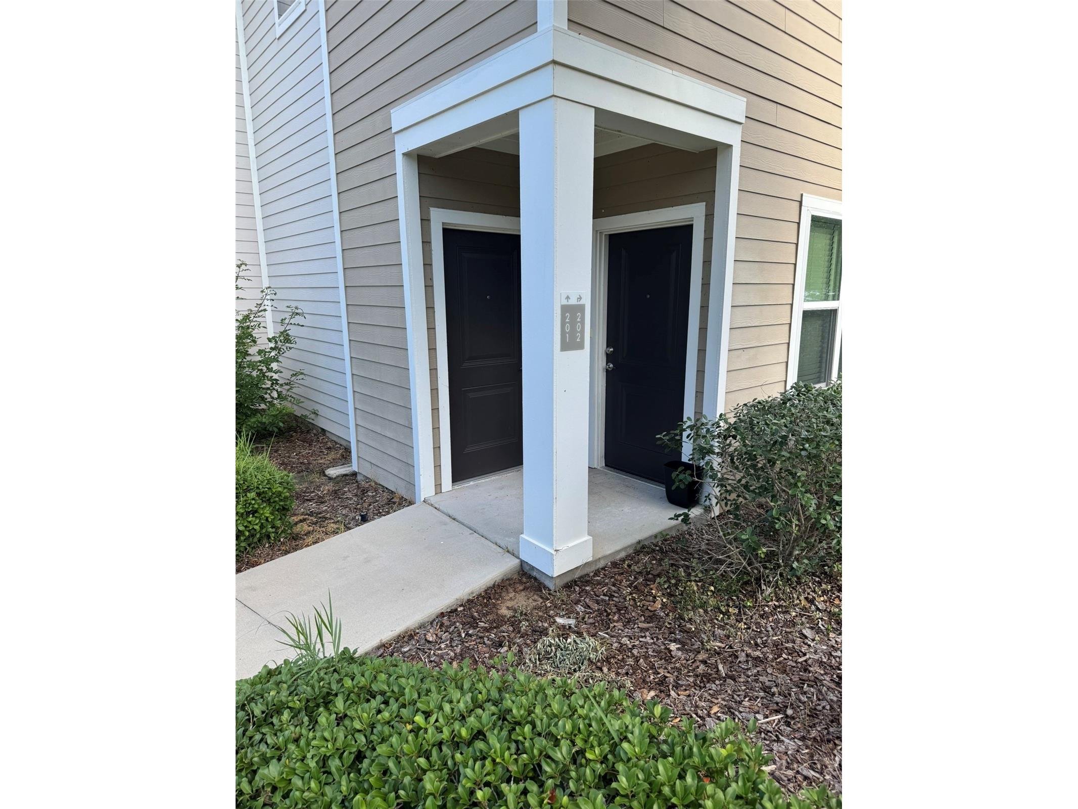 2420 Ann Rou Road #201 Tavares FL 32778 O6409851 image2