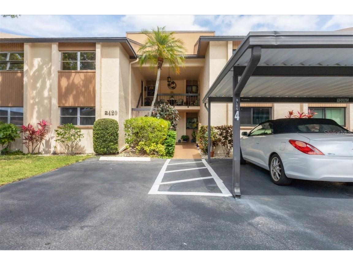 2420 Clubhouse Circle #103 Sarasota FL 34232 A4606743 image1