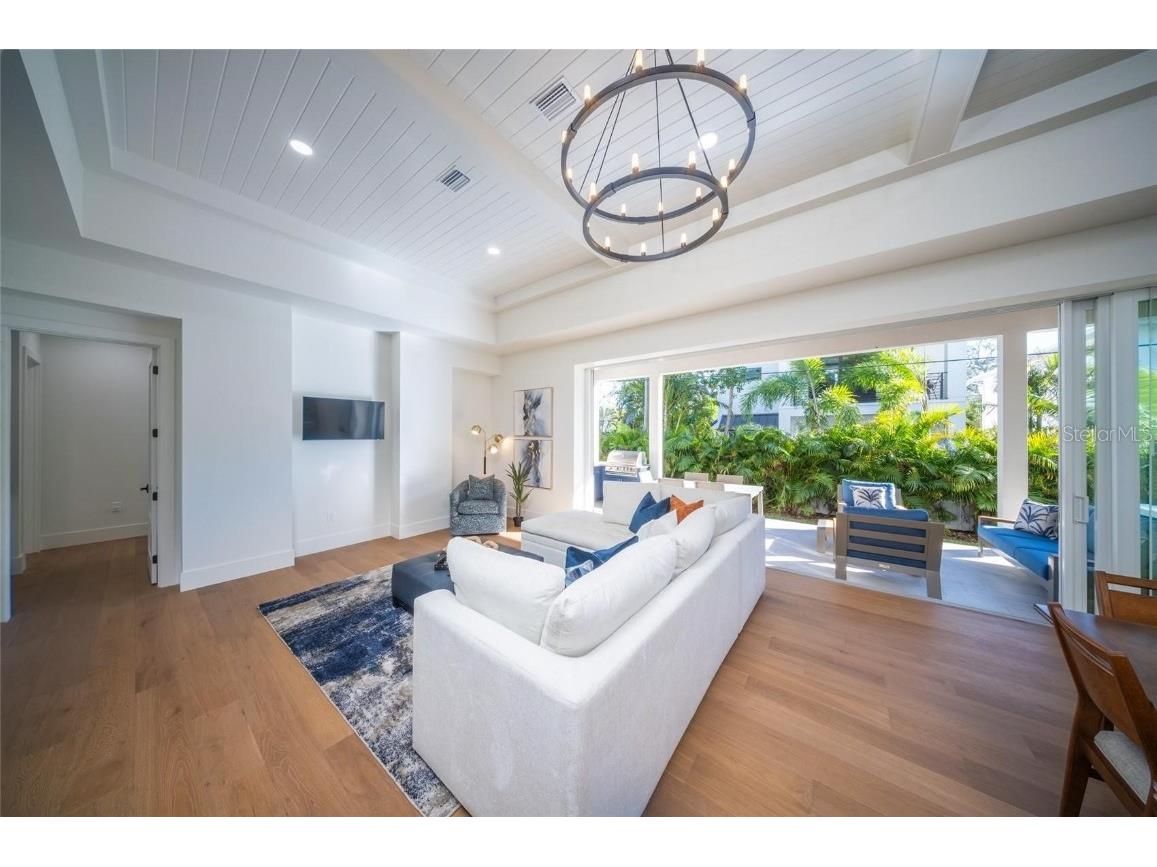 2420 Floyd Street Sarasota FL 34239 A4672642 image29