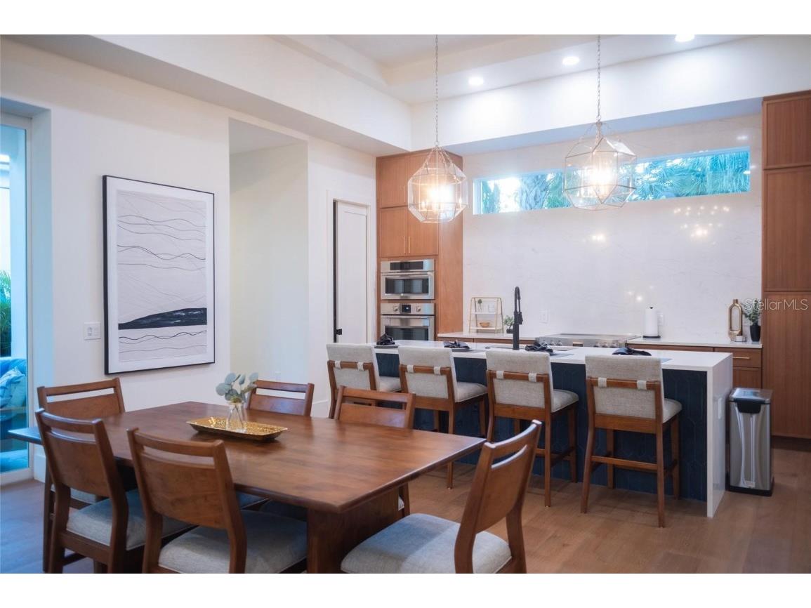 2420 Floyd Street Sarasota FL 34239 A4672642 image33