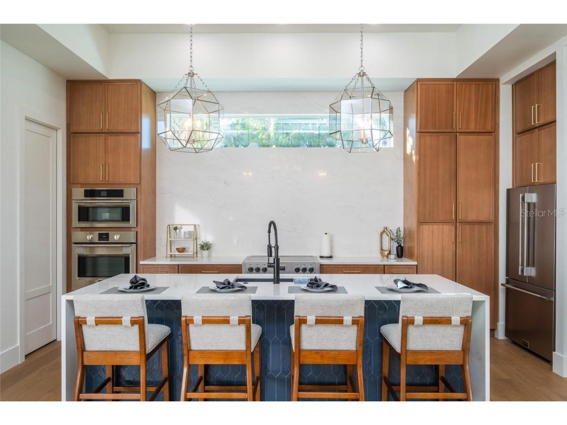 2420 Floyd Street Sarasota FL 34239 A4672642 image36