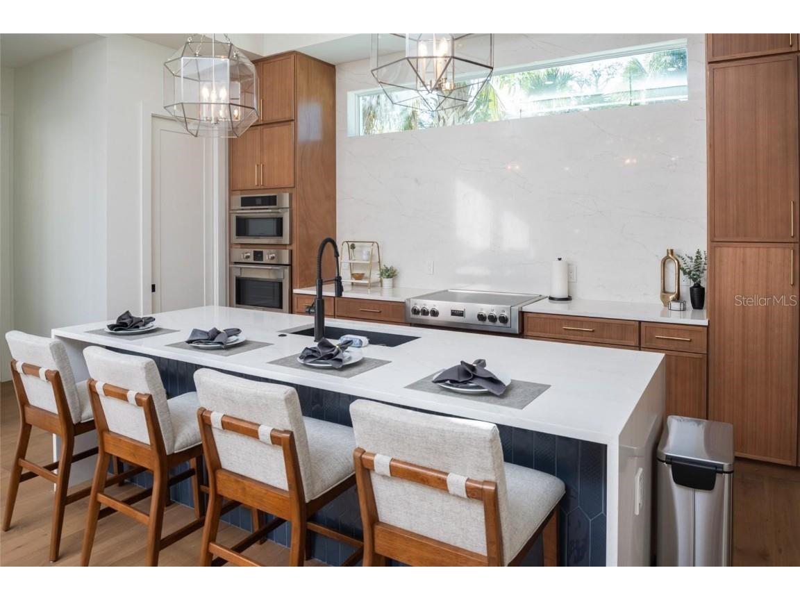 2420 Floyd Street Sarasota FL 34239 A4672642 image38