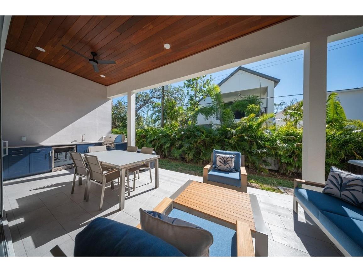 2420 Floyd Street Sarasota FL 34239 A4672642 image50