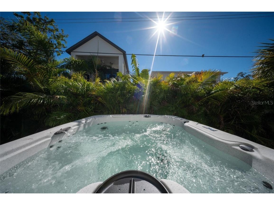 2420 Floyd Street Sarasota FL 34239 A4672642 image56