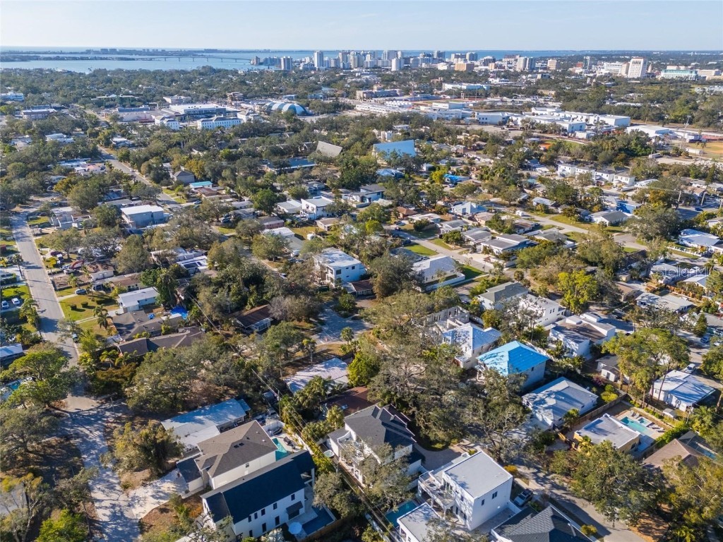 2420 Floyd Street Sarasota FL 34239 A4672642 image94