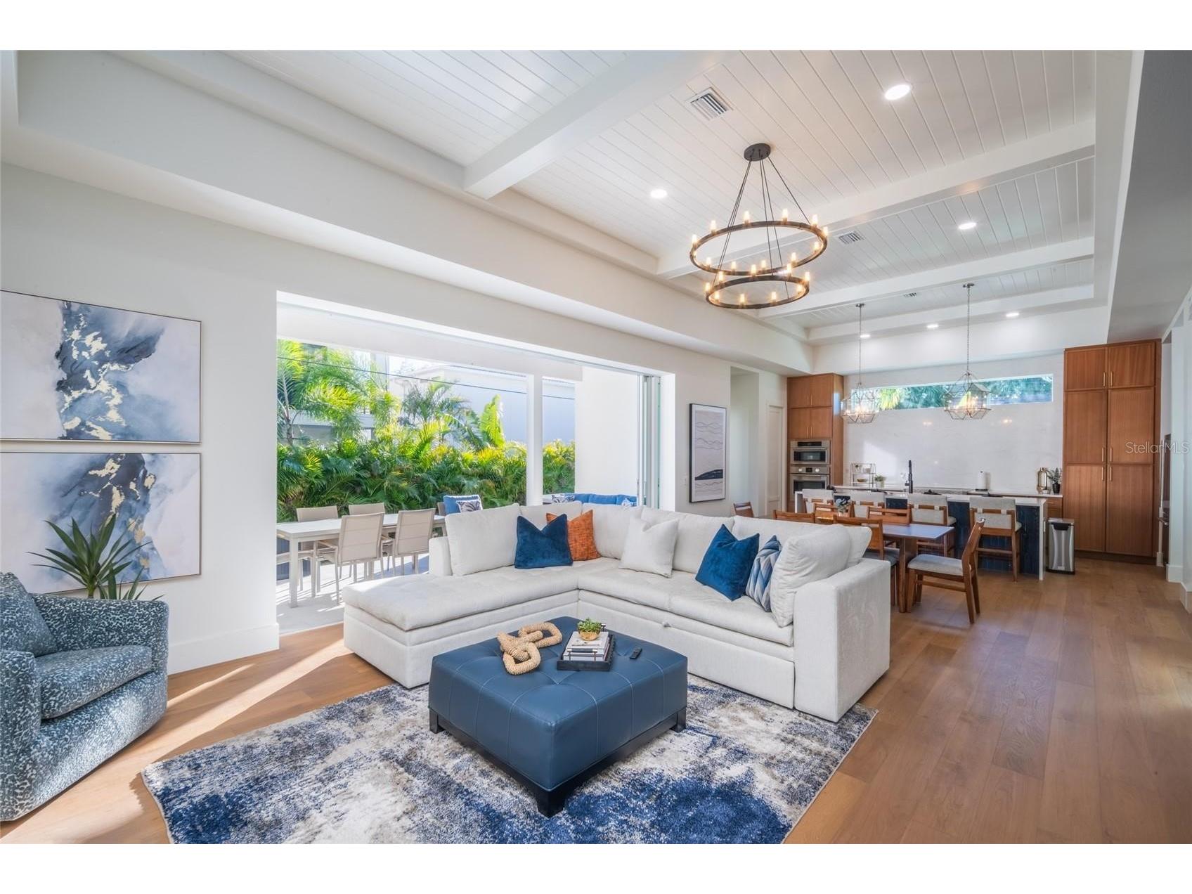 2420 Floyd Street Sarasota FL 34239 A4681867 image12