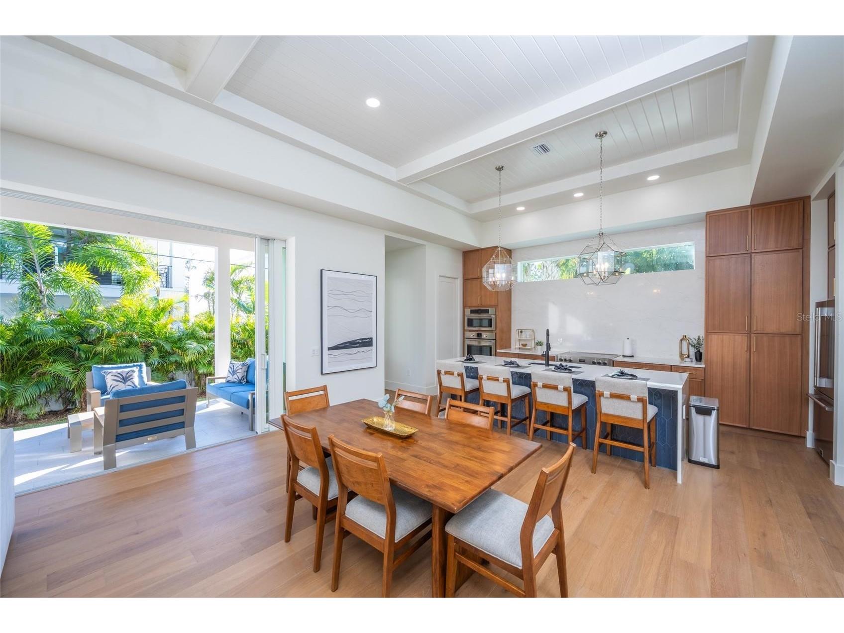 2420 Floyd Street Sarasota FL 34239 A4681867 image19