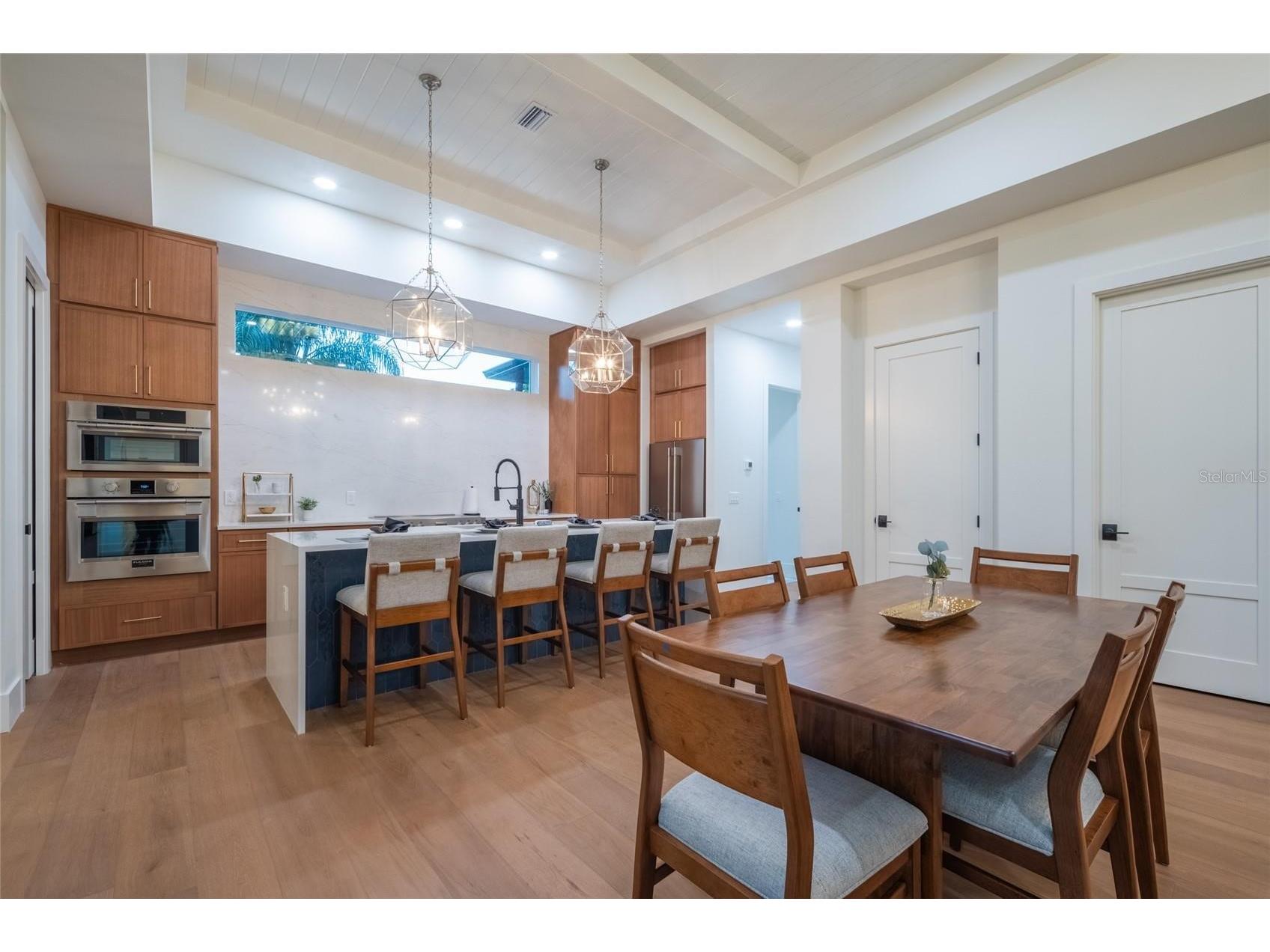 2420 Floyd Street Sarasota FL 34239 A4681867 image31