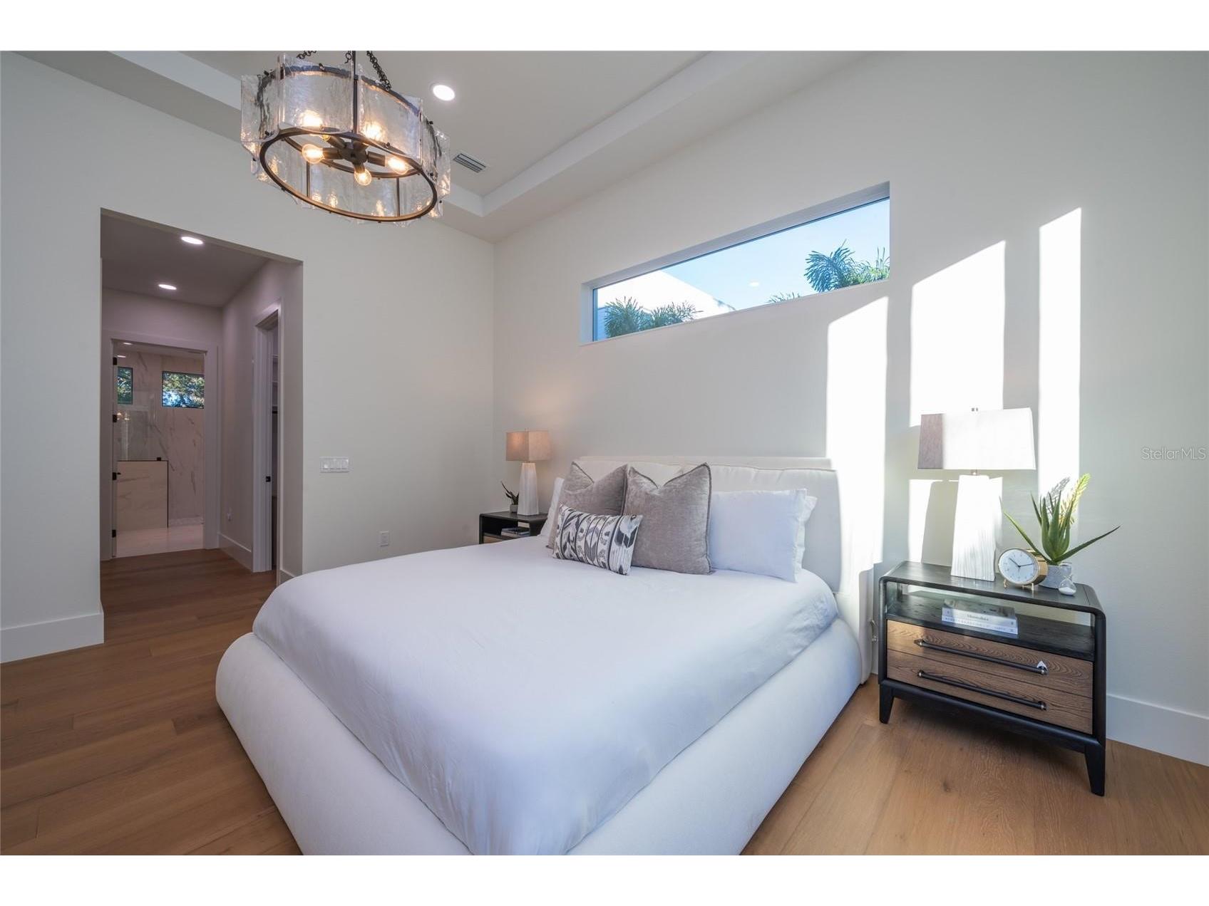 2420 Floyd Street Sarasota FL 34239 A4681867 image34