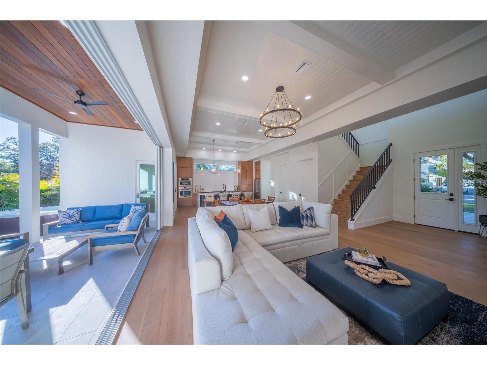 2420 Floyd Street Sarasota FL 34239 A4681867 image47