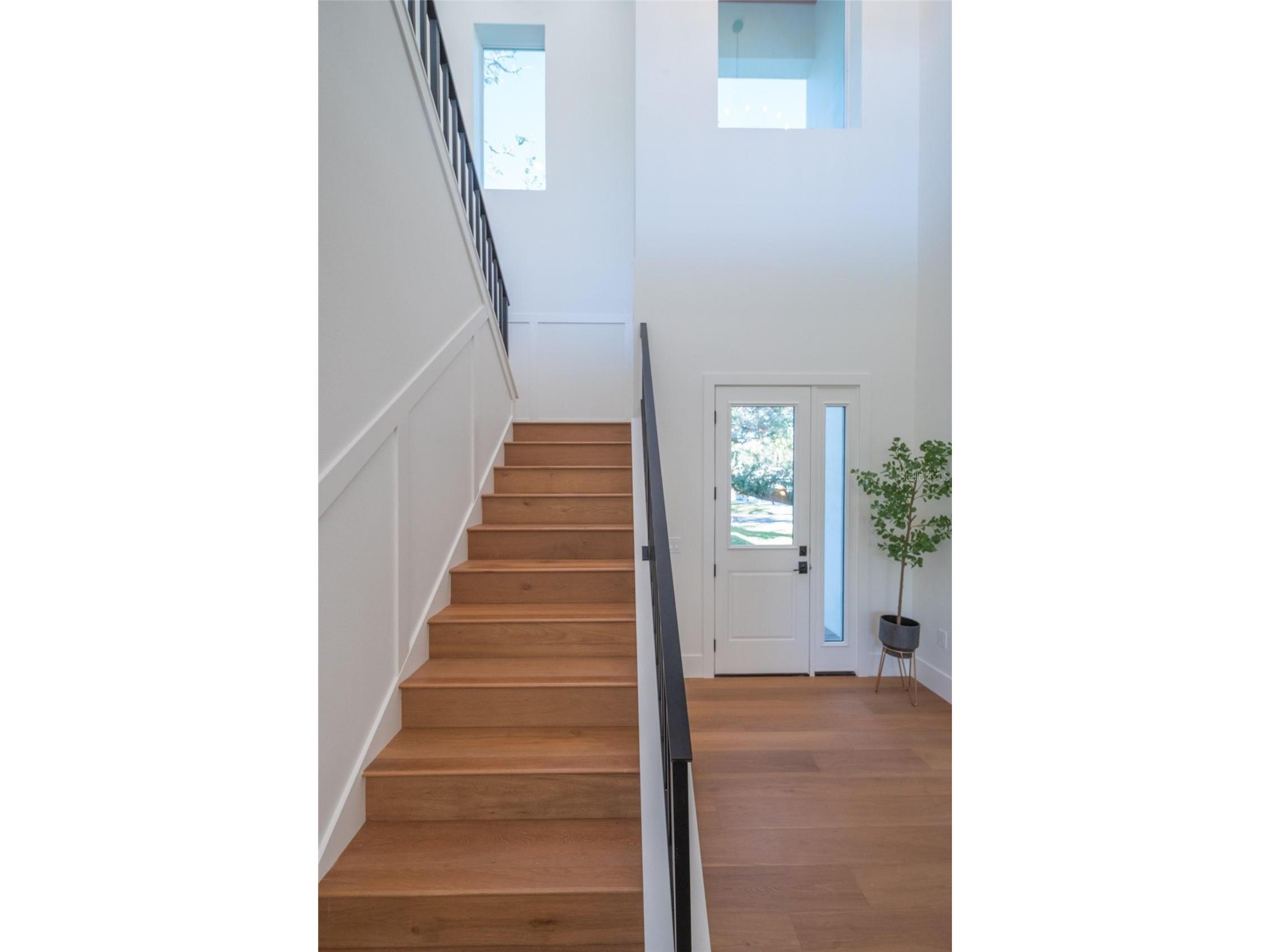 2420 Floyd Street Sarasota FL 34239 A4681867 image68