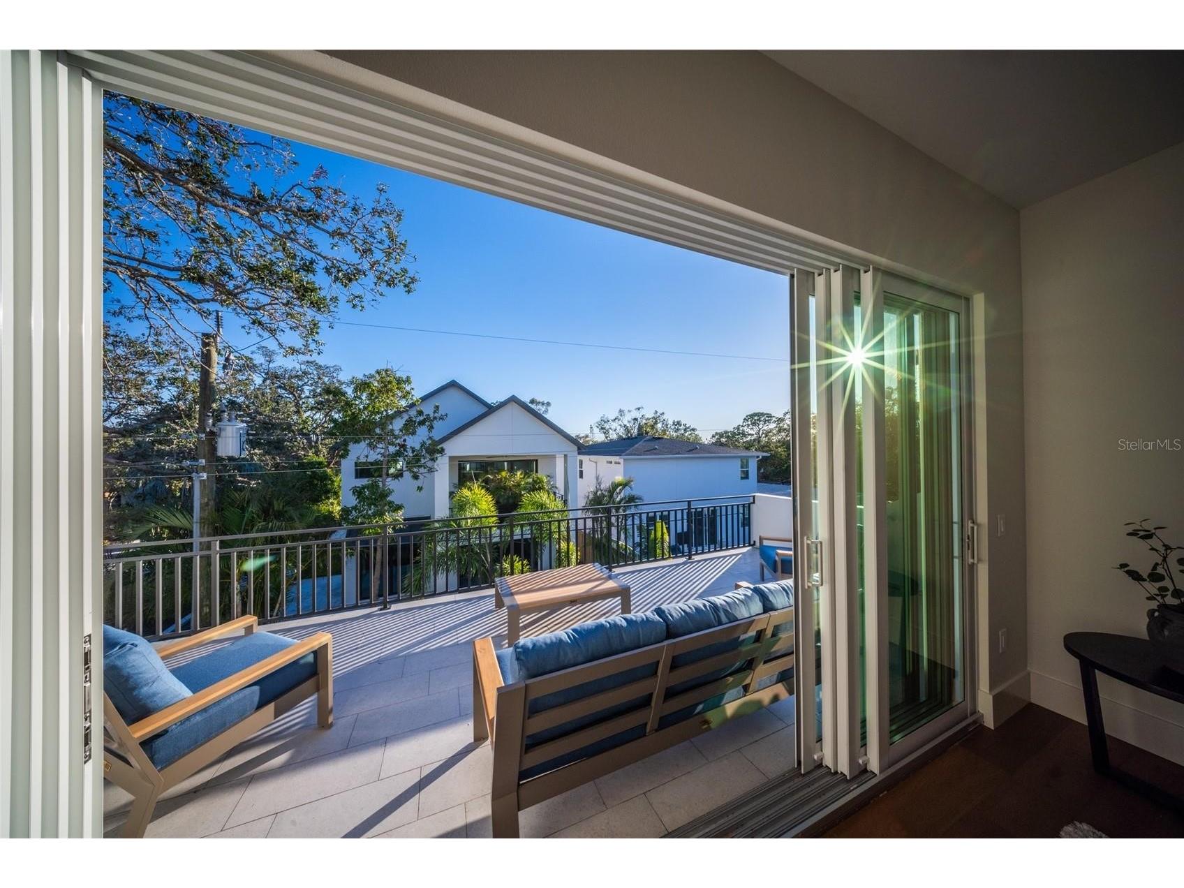 2420 Floyd Street Sarasota FL 34239 A4681867 image75