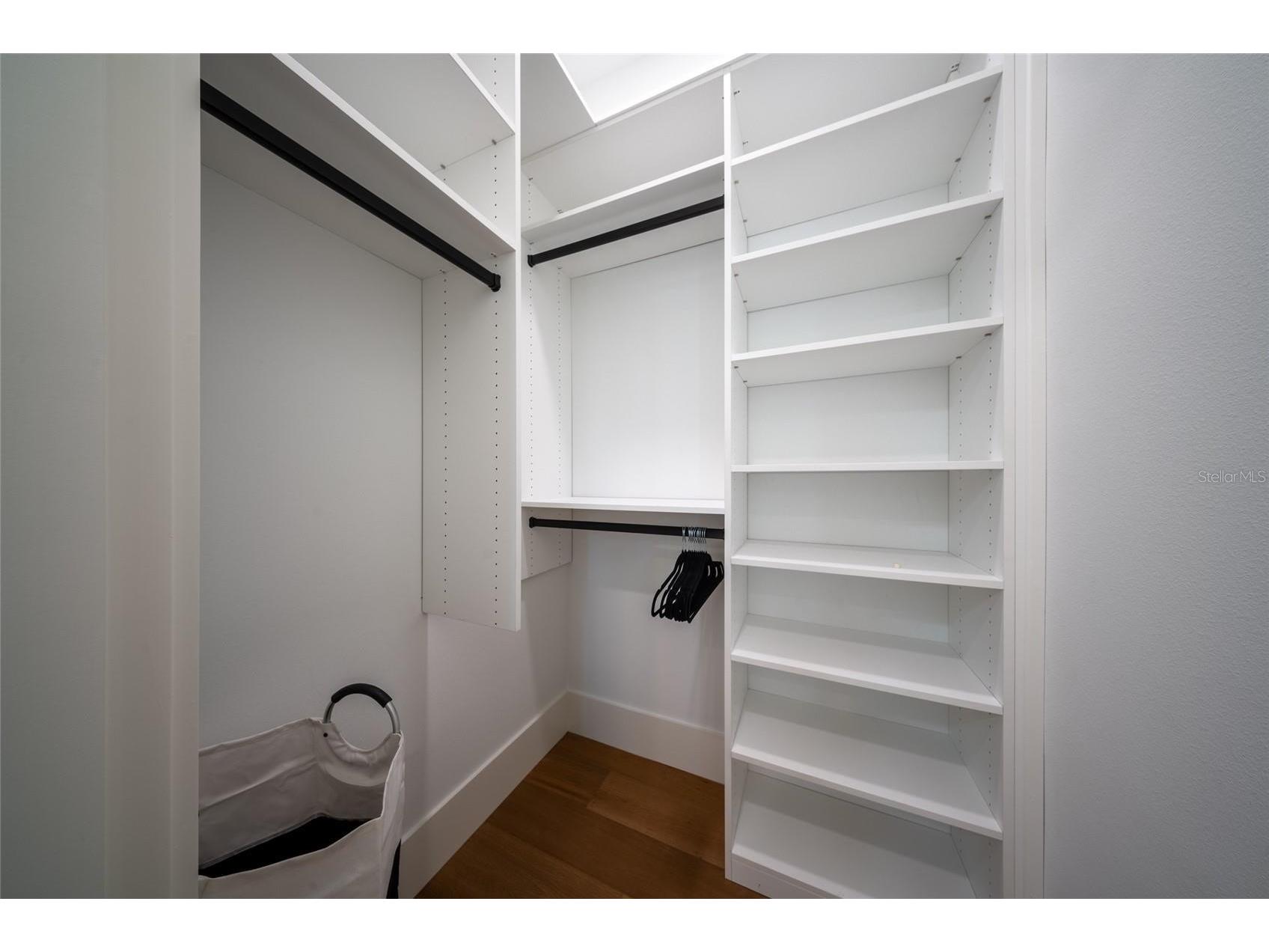 2420 Floyd Street Sarasota FL 34239 A4681867 image86