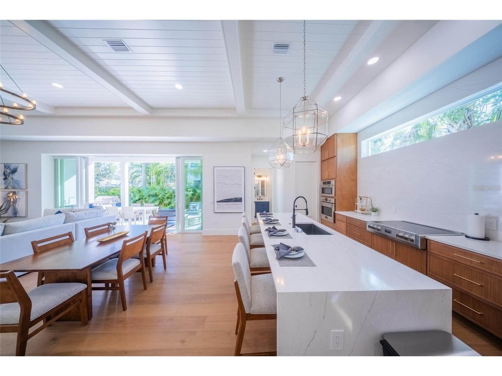 2420 Floyd Street Sarasota FL 34239 A4696046 image33