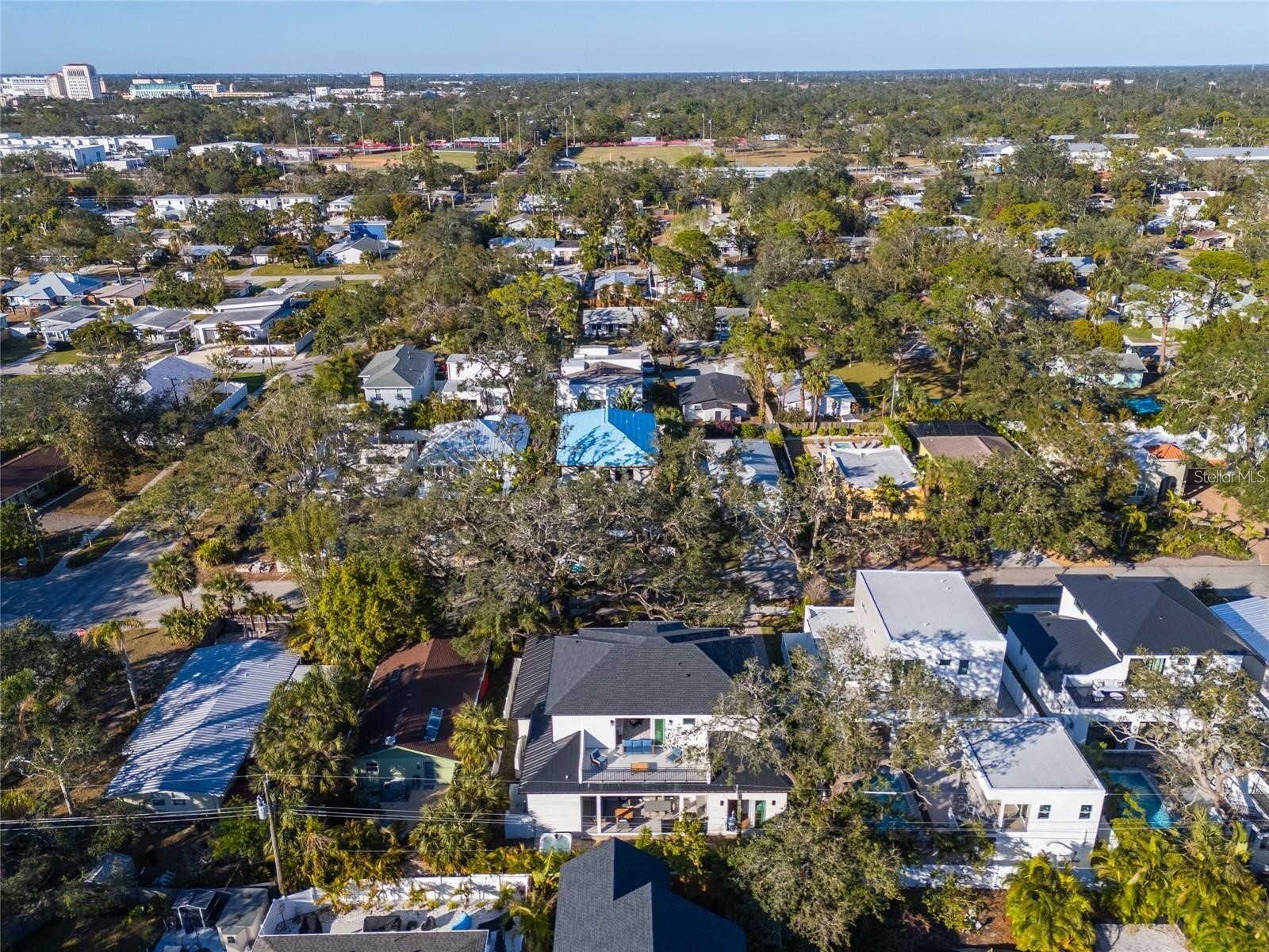 2420 Floyd Street Sarasota FL 34239 A4696046 image74