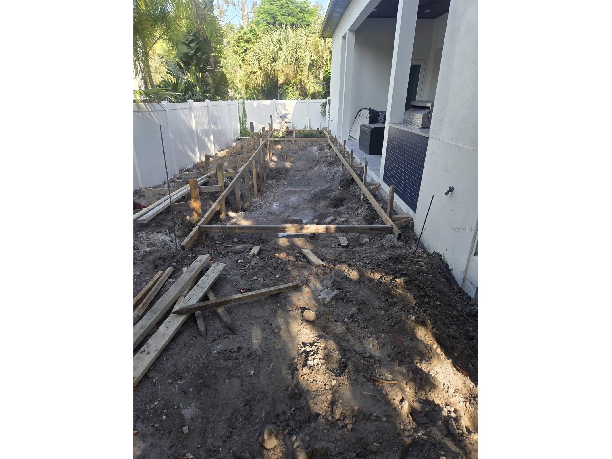 2420 Floyd Street Sarasota FL 34239 A4699366 image14