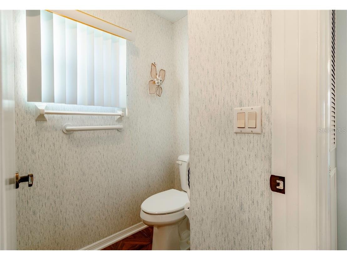 2420 Pine Tree Circle Drive Orange City FL 32763 V4945834 image22