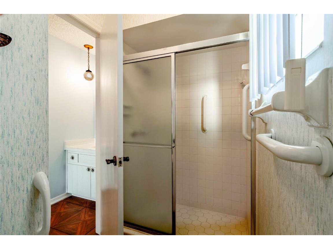 2420 Pine Tree Circle Drive Orange City FL 32763 V4945834 image23