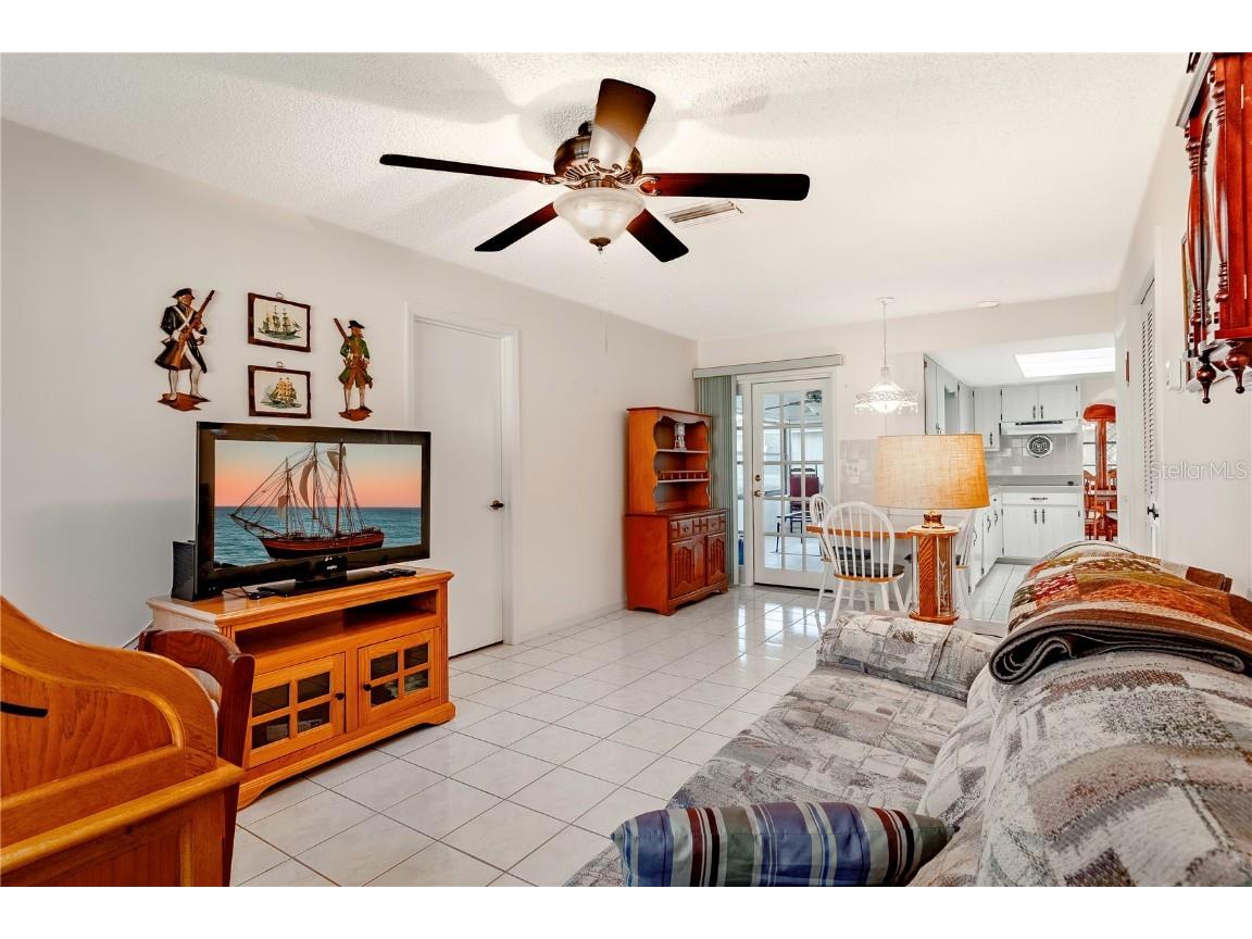 2420 Pine Tree Circle Drive Orange City FL 32763 V4945834 image29