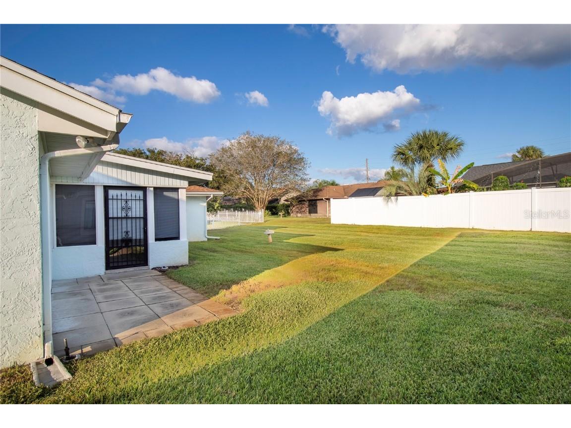 2420 Pine Tree Circle Drive Orange City FL 32763 V4945834 image5