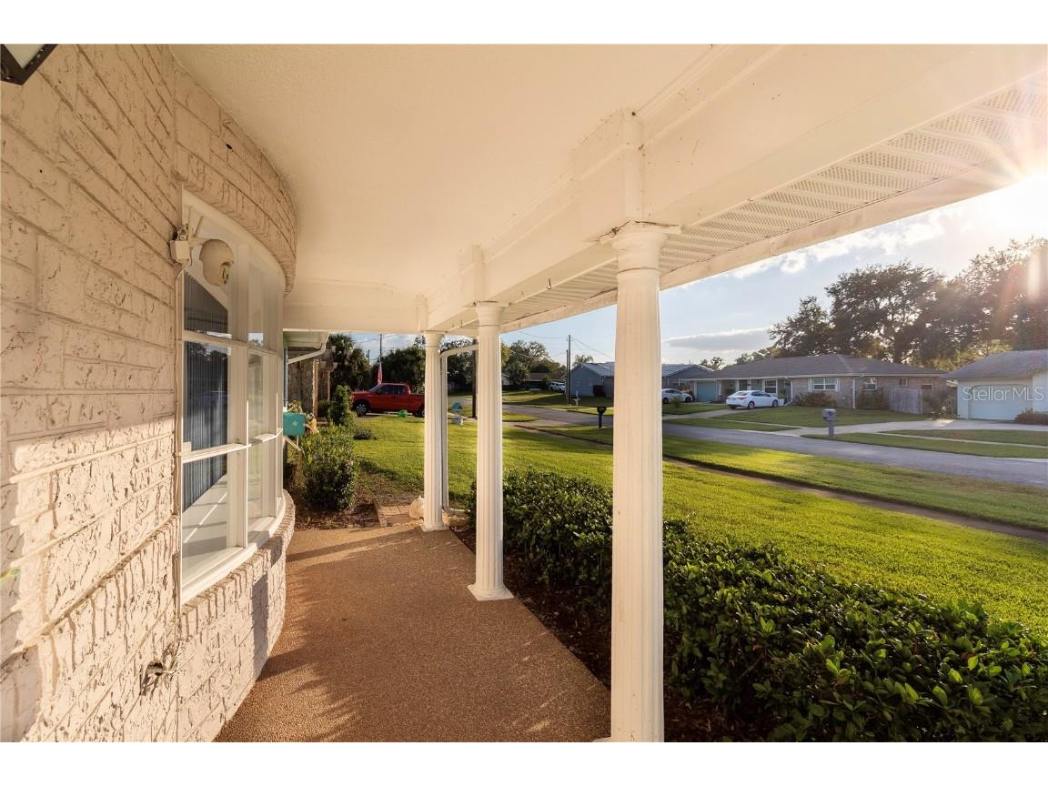 2420 Pine Tree Circle Drive Orange City FL 32763 V4945834 image8