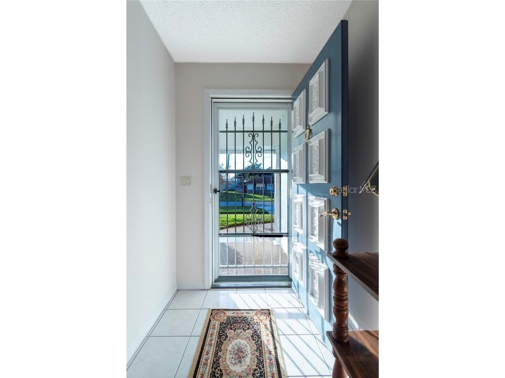 2420 Pine Tree Circle Drive Orange City FL 32763 V4945834 image9