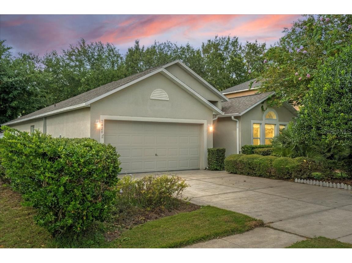2420 Tealwood Circle Tavares FL 32778 G5085781 image1