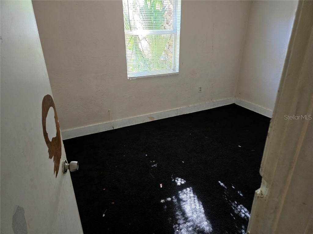 2421 11th Street S Saint Petersburg FL 33705 TB8458180 image8