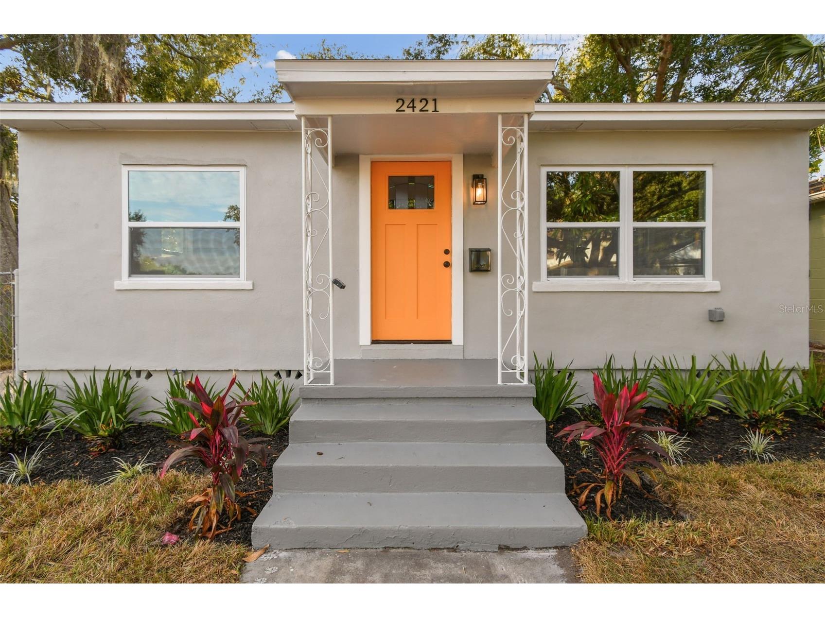 2421 19th Street S Saint Petersburg FL 33712 TB8444991 image1