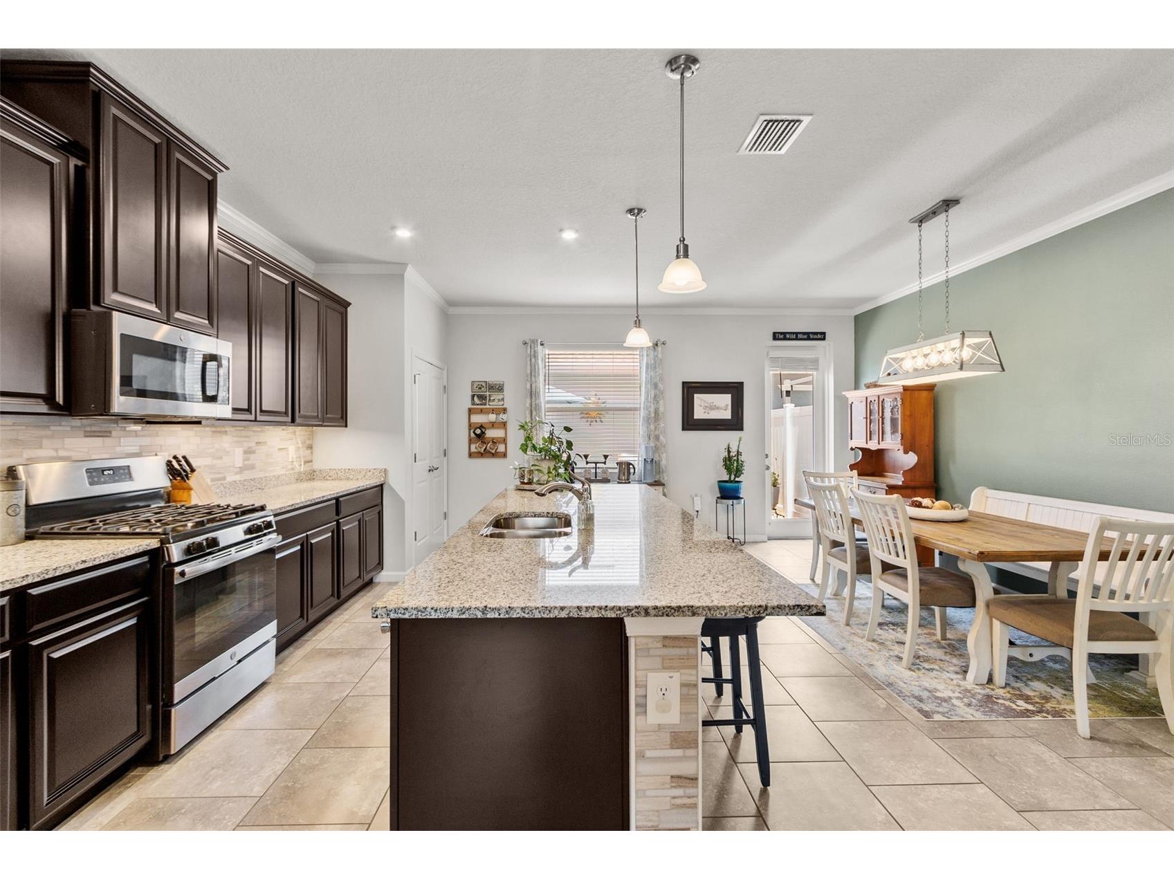 2421 Hearth Drive Odessa FL 33556 W7882099 image8