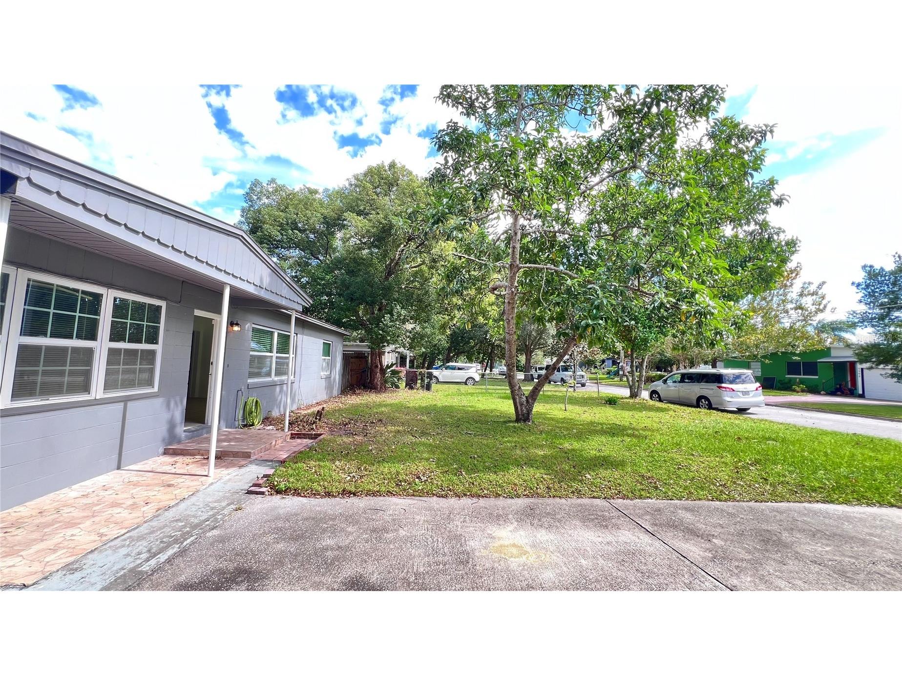 2421 Laura Place Orlando FL 32803 O6377930 image2