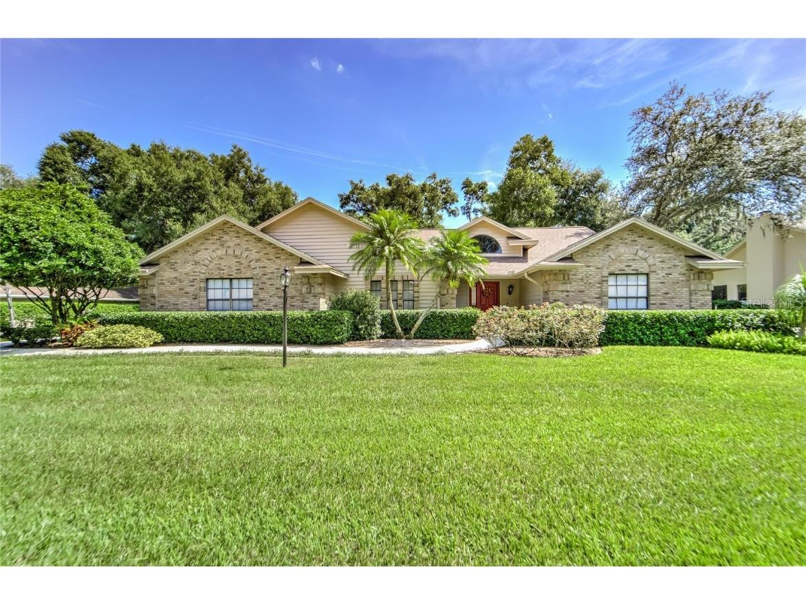 2421 Oak Landing Drive Brandon FL 33511 T3332664 image1
