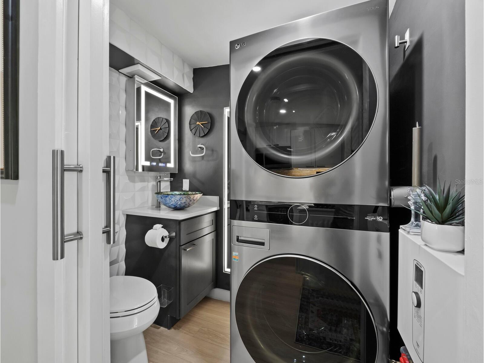 2421 Prospect Street Sarasota FL 34239 A4677367 image13