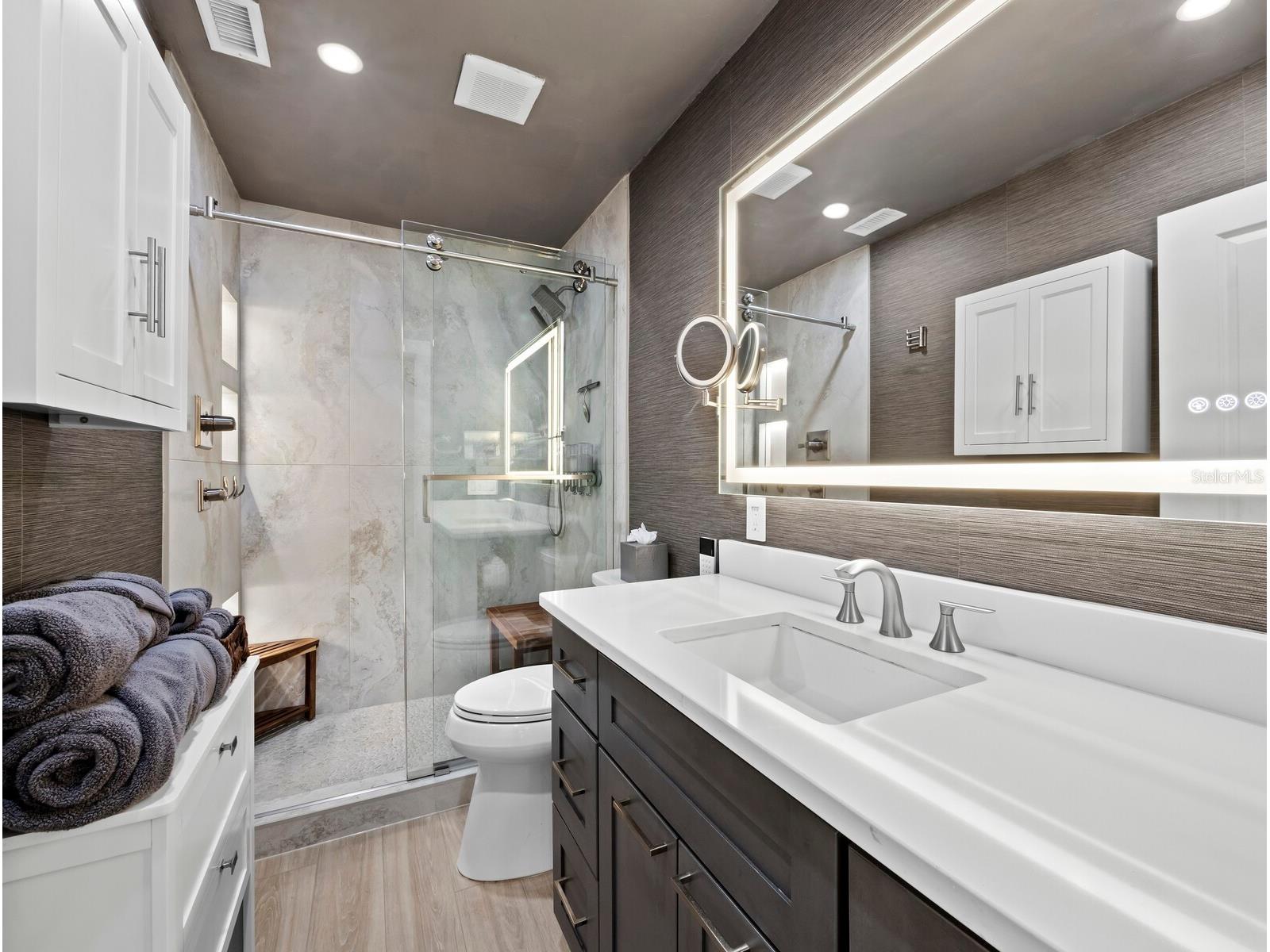 2421 Prospect Street Sarasota FL 34239 A4677367 image15