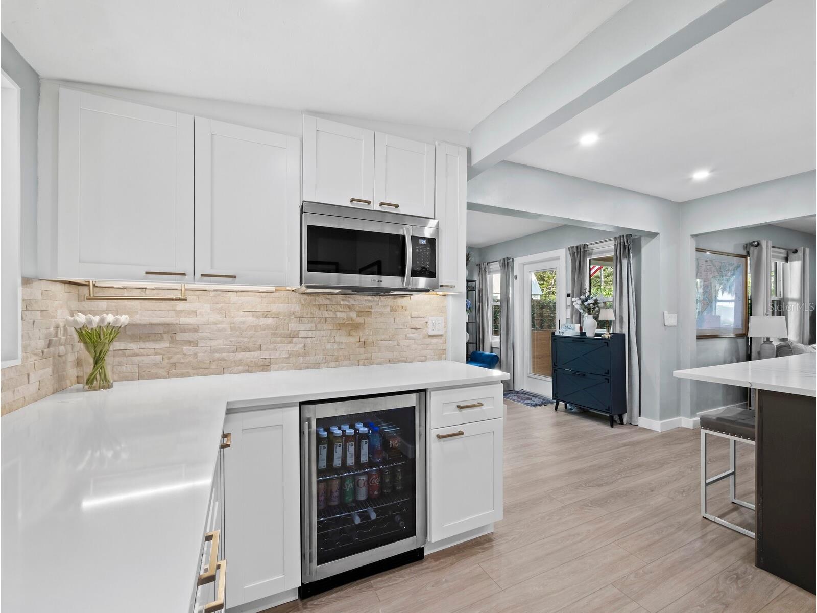 2421 Prospect Street Sarasota FL 34239 A4677367 image7