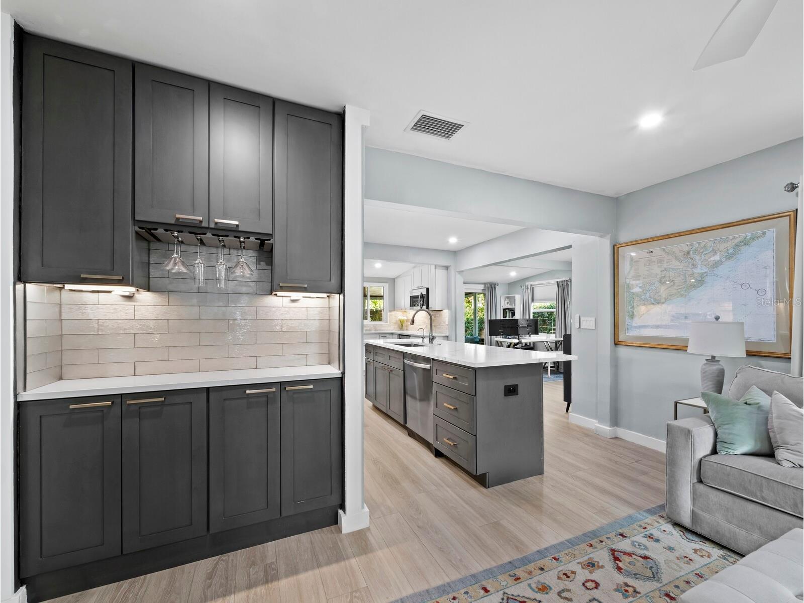 2421 Prospect Street Sarasota FL 34239 A4677367 image9