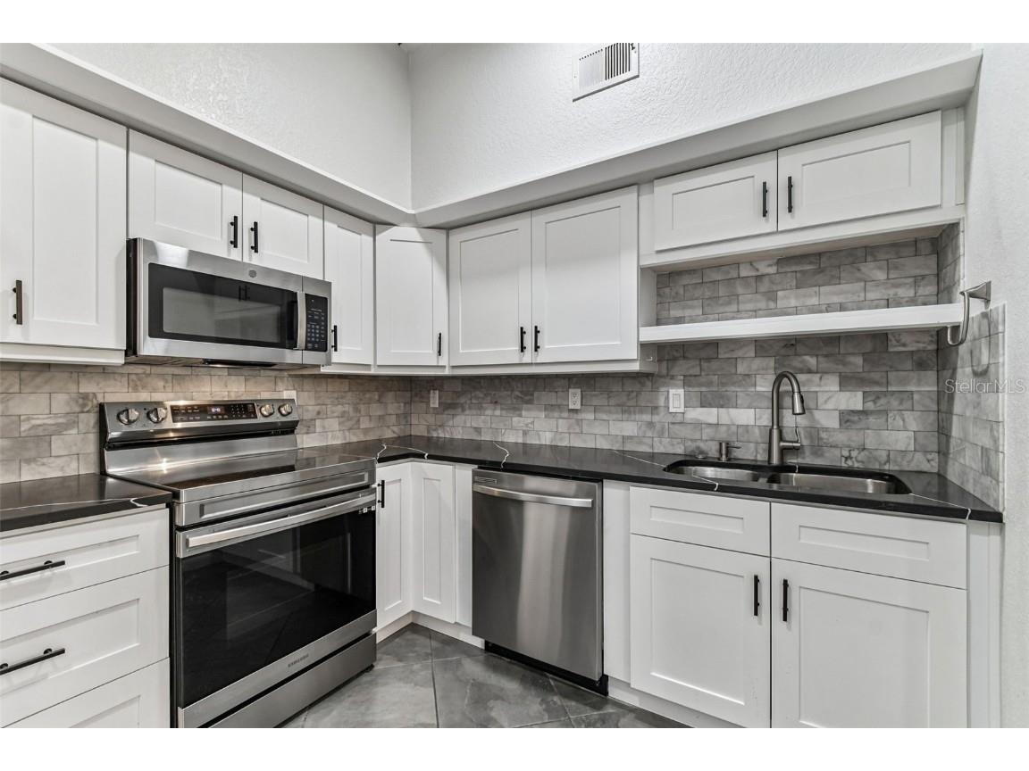 2421 W Horatio Street #818 Tampa FL 33609 TB8450981 image7